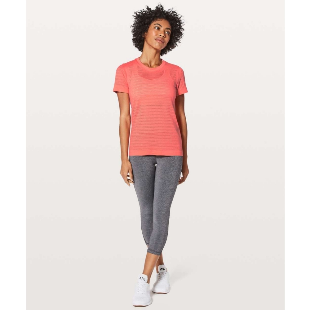Lululemon Breeze By Short Sleeve *Squad Light Coral / Light Coral Size 6
